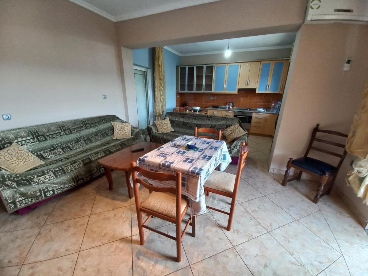 Arjana & Nelaj Apartments Ksamil Exterior photo