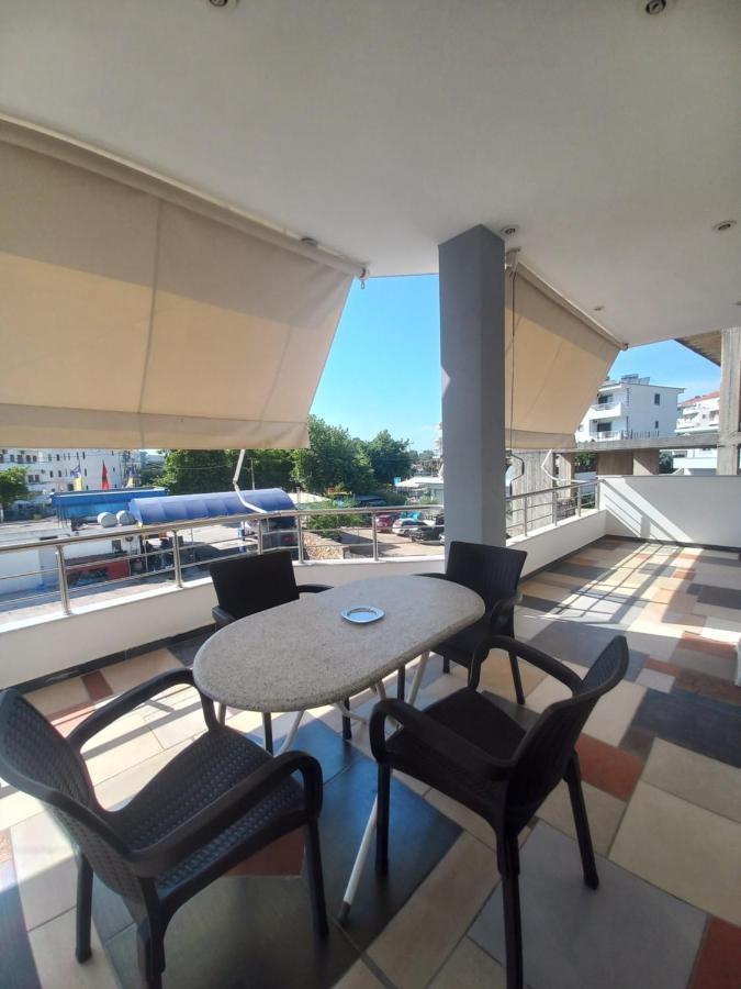 Arjana & Nelaj Apartments Ksamil Exterior photo