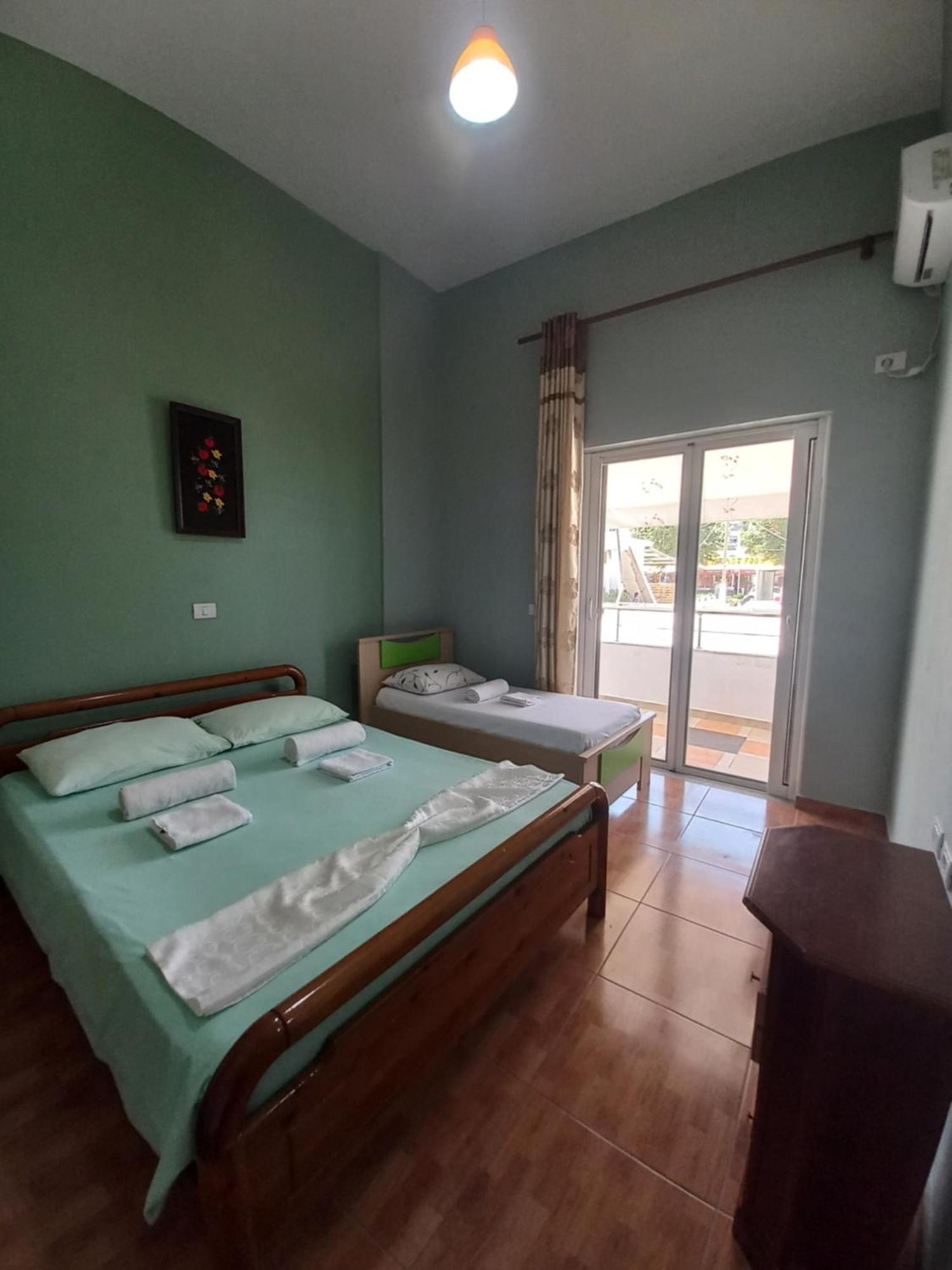 Arjana & Nelaj Apartments Ksamil Exterior photo