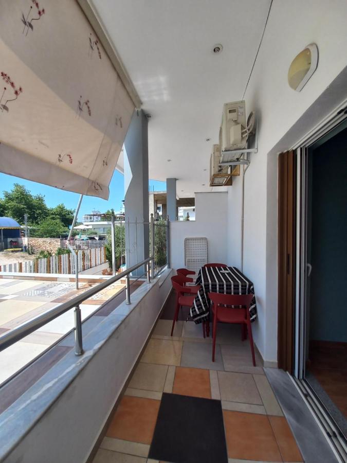 Arjana & Nelaj Apartments Ksamil Exterior photo